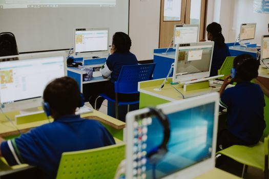 Competenze digitali docenti: il ruolo del DigCompEdu nella scuola