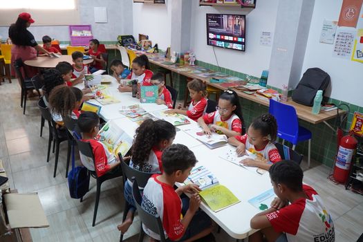 Comunità educante e tecnologie: la sfida per i docenti di oggi