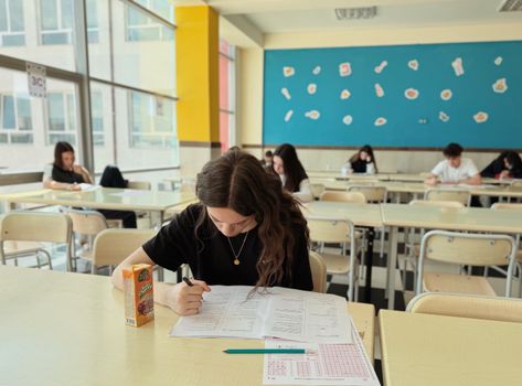 Esami di maturità nel mondo: il confronto con l'Italia