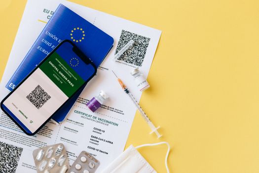 Registro elettronico: i rischi penali della modifica dei voti