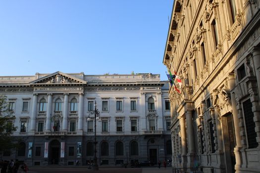 Scuola italiana: tra critiche e necessità di innovazione digitale