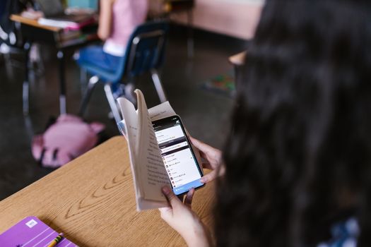 Sharenting e privacy: le nuove regole per docenti e genitori