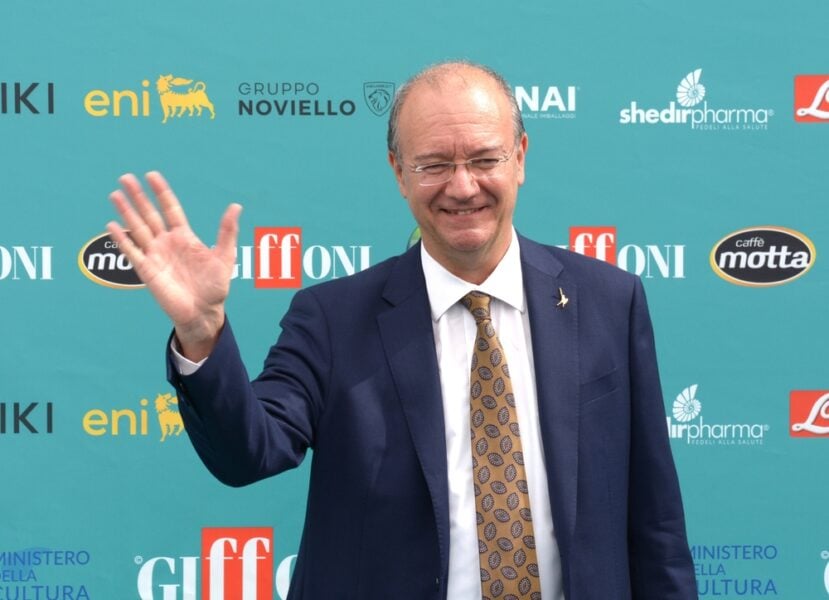 Valditara e i programmi scolastici: il dibattito sui contenuti